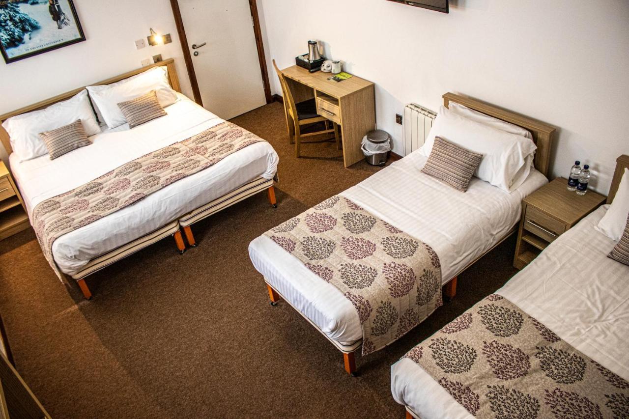 The Rostrevor Inn Экстерьер фото